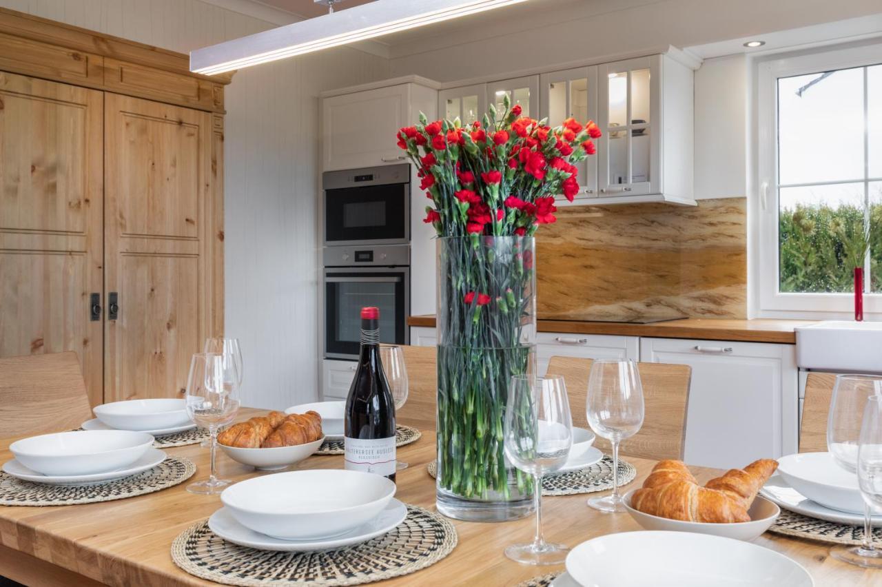 Cozy House 3 Bedrooms & Fireplace, Family With Dogs Welcome Zastan Bagian luar foto